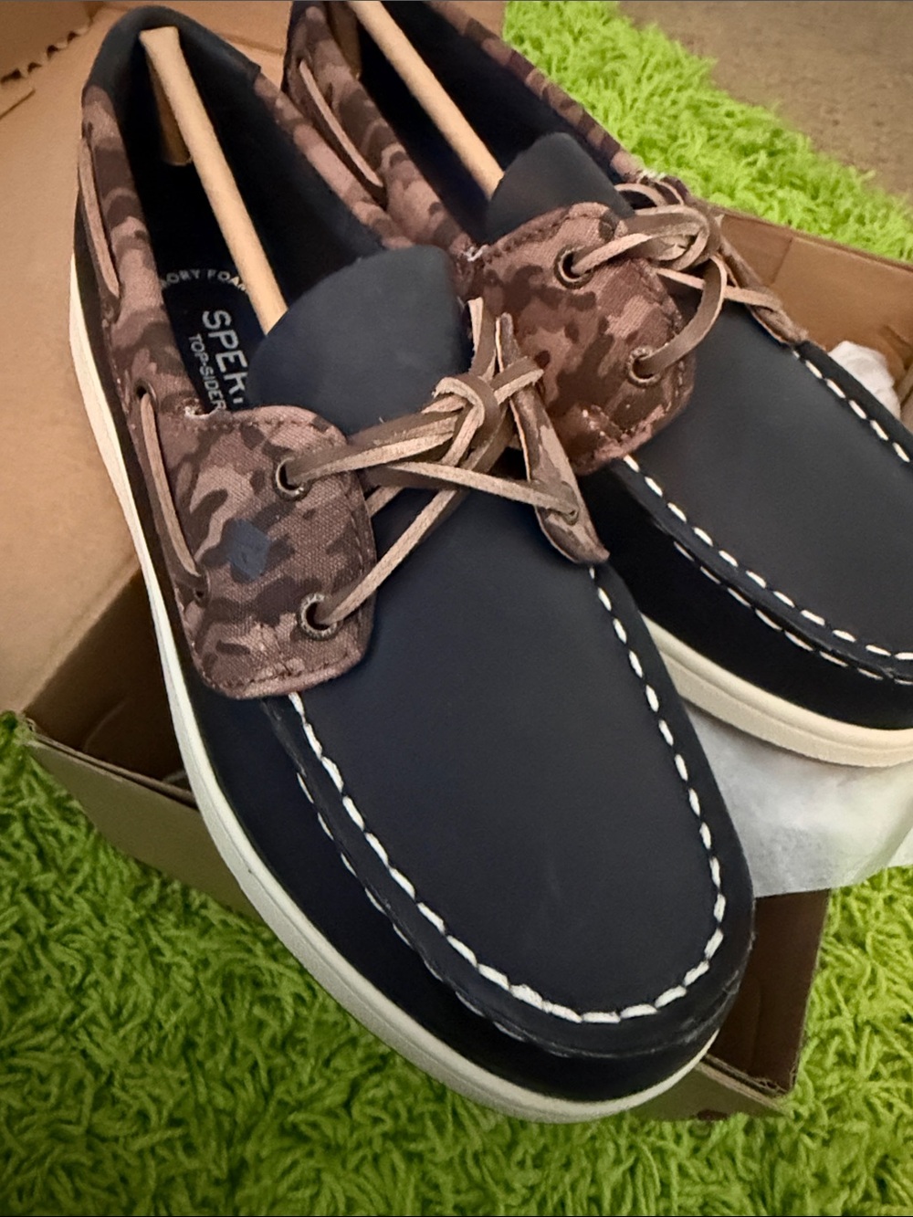 *NEW!* Sperry Boat Shoes - Navy/Camo